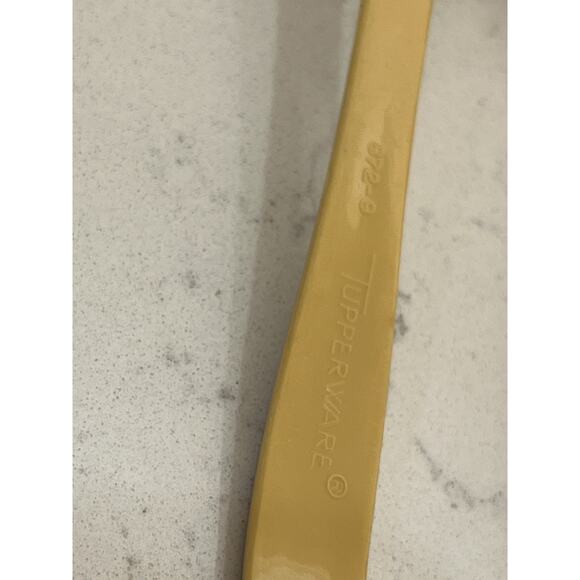 VTG Tupperware Nesting Cups, Caddy, Grapefruit Knives, Cake Server, Corn Butter - Picture 4 of 14